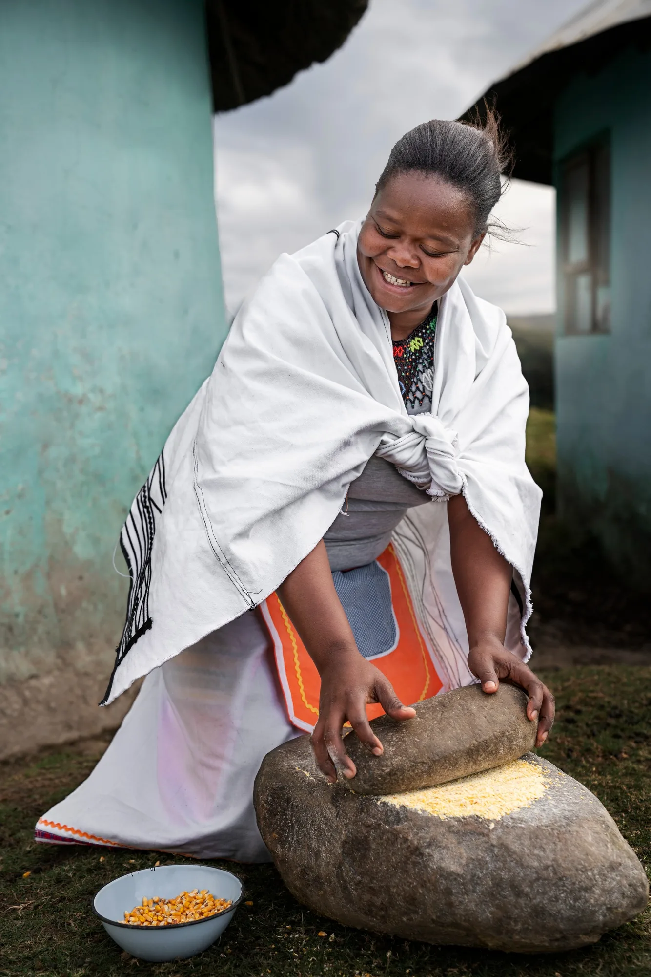 Women market vendors